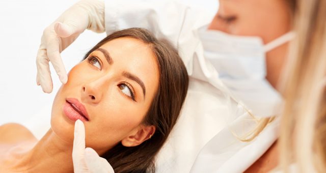 J’ai découvert le lifting cervico facial à Monaco